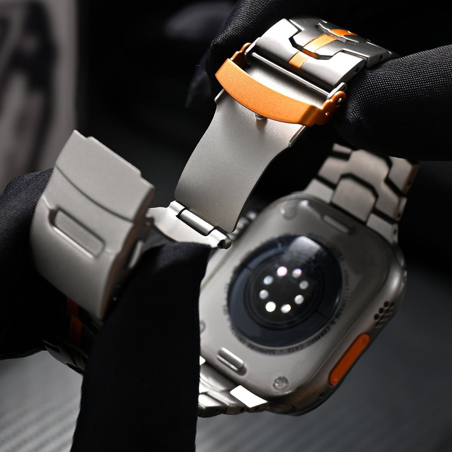 FlexTitan™ band voor Apple Watch | Voeg een vleugje luxe toe: waar stijl en duurzaamheid samenkomen.