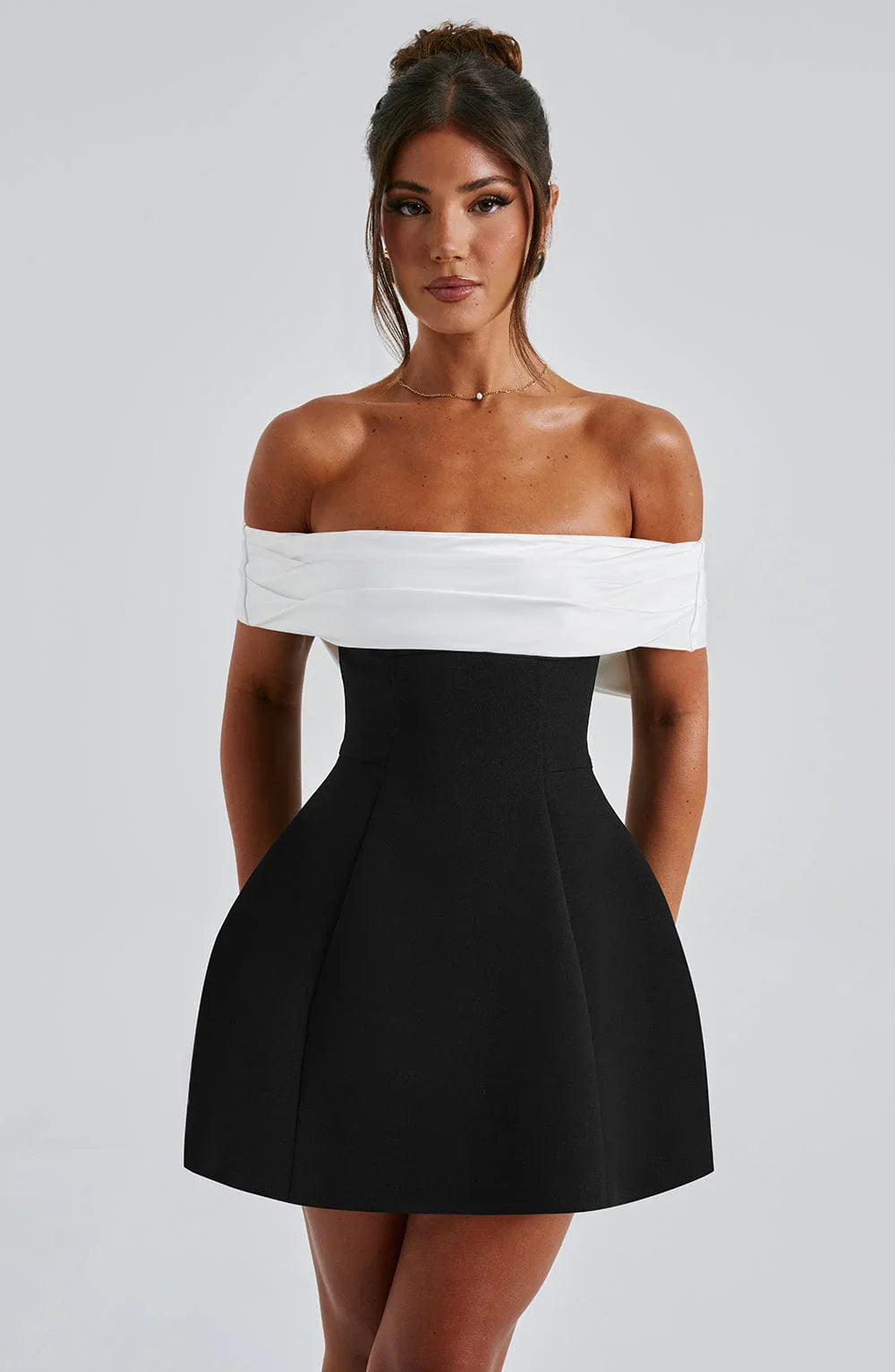 Bayline™ |  Fey Mini Jurk