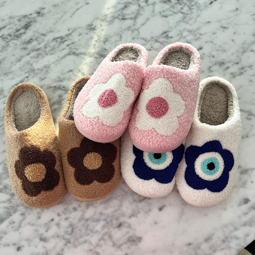 Floral Footsteps™ | Vrolijke lente pantoffels