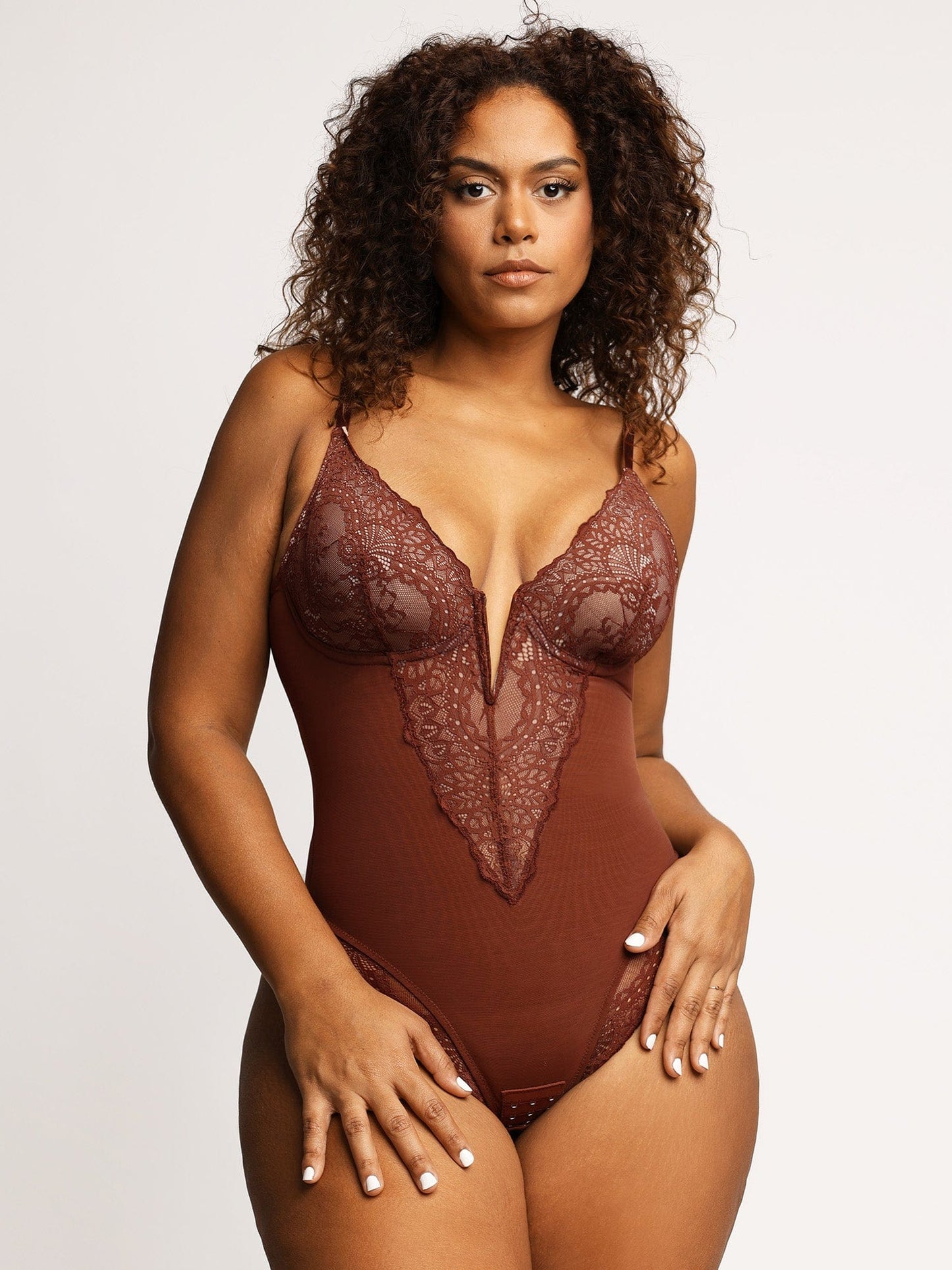 Bayline™ | Kanten Deep-V Hals Bodysuits