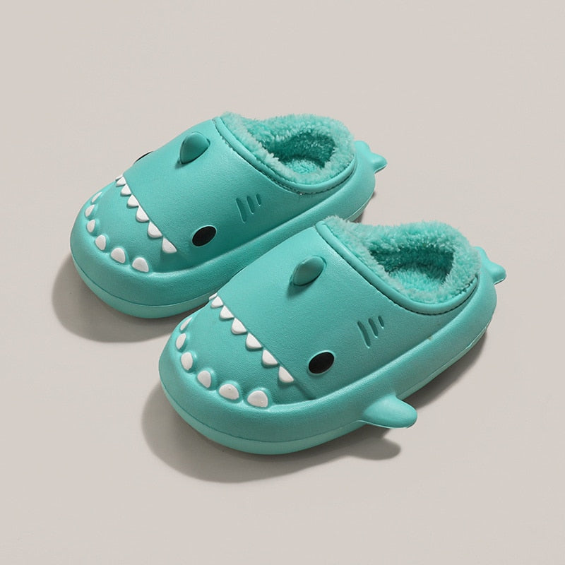 Haai slippers met zachte binnenkant voor kinderen!