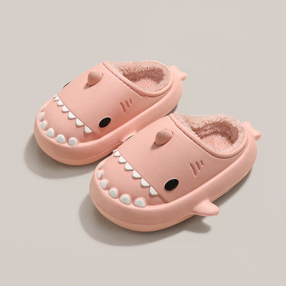 Haai slippers met zachte binnenkant voor kinderen!