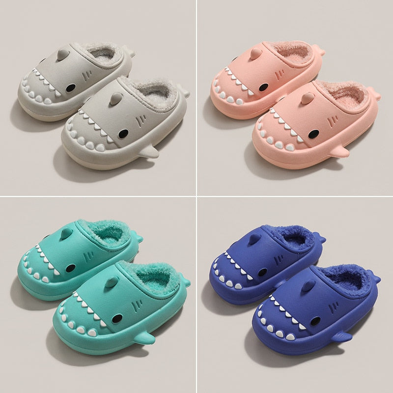 Haai slippers met zachte binnenkant voor kinderen!