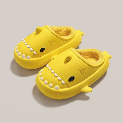 Haai slippers met zachte binnenkant voor kinderen!